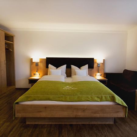 Hotel Alp Inn - Chiemgaukarte Inclusive โรพอลดิง ภายนอก รูปภาพ