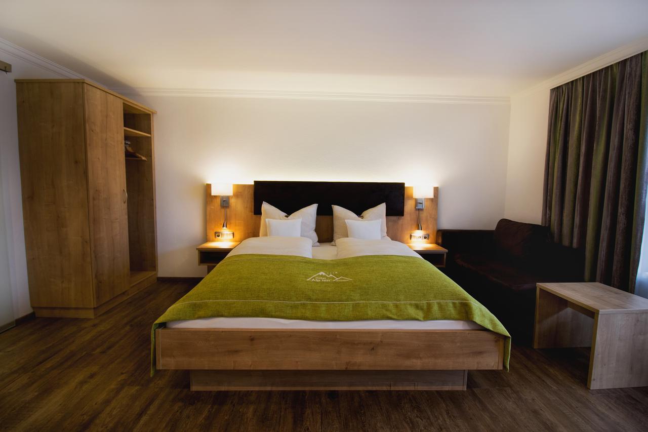 Hotel Alp Inn - Chiemgaukarte Inclusive โรพอลดิง ภายนอก รูปภาพ