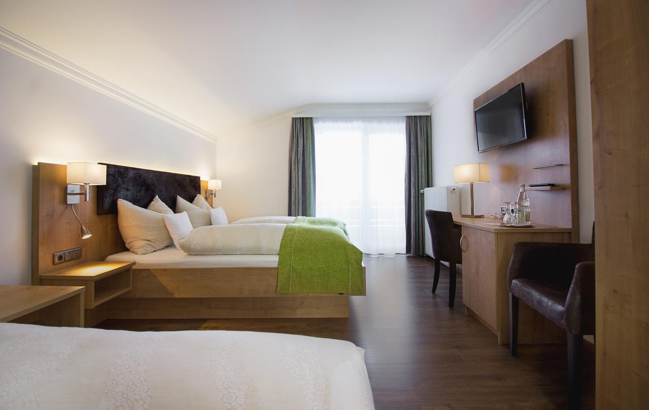 Hotel Alp Inn - Chiemgaukarte Inclusive โรพอลดิง ภายนอก รูปภาพ