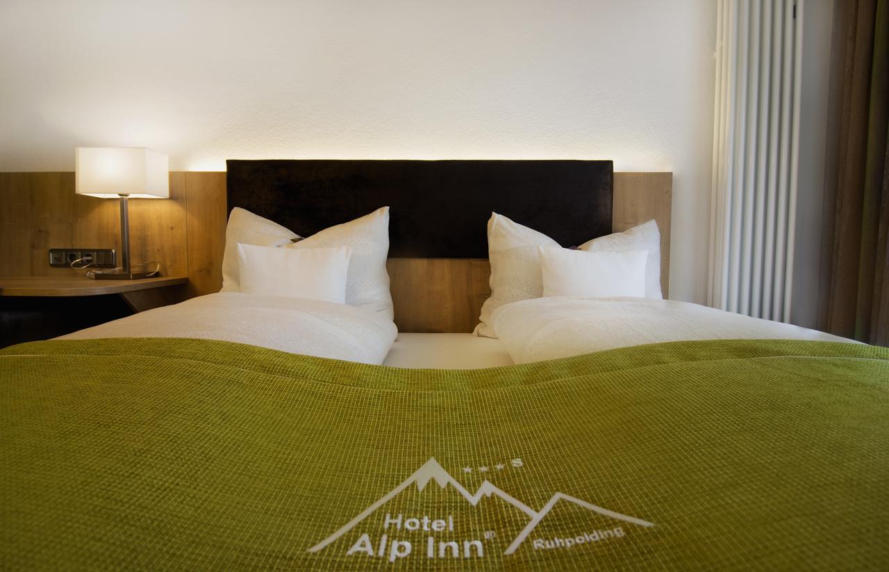Hotel Alp Inn - Chiemgaukarte Inclusive โรพอลดิง ภายนอก รูปภาพ