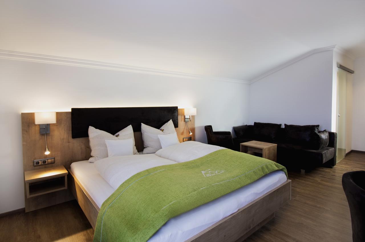Hotel Alp Inn - Chiemgaukarte Inclusive โรพอลดิง ภายนอก รูปภาพ