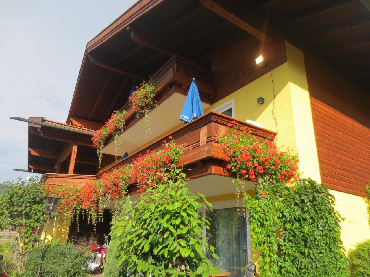 Hotel Alp Inn - Chiemgaukarte Inclusive โรพอลดิง ภายนอก รูปภาพ