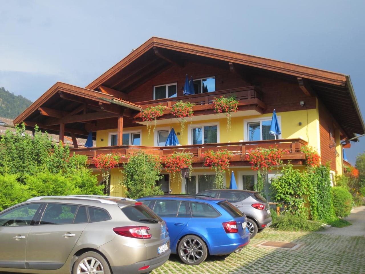 Hotel Alp Inn - Chiemgaukarte Inclusive โรพอลดิง ภายนอก รูปภาพ